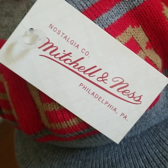 Mitchell & Ness Gray and Red Pom Hat - Picture 7 of 7